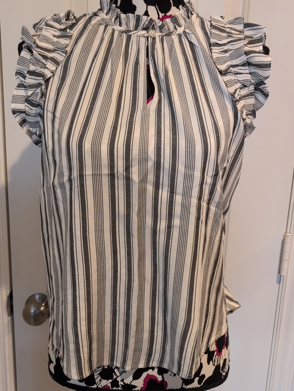 LOFT Black and White Striped Ruffle Sleeve Camisole Size XS NWT